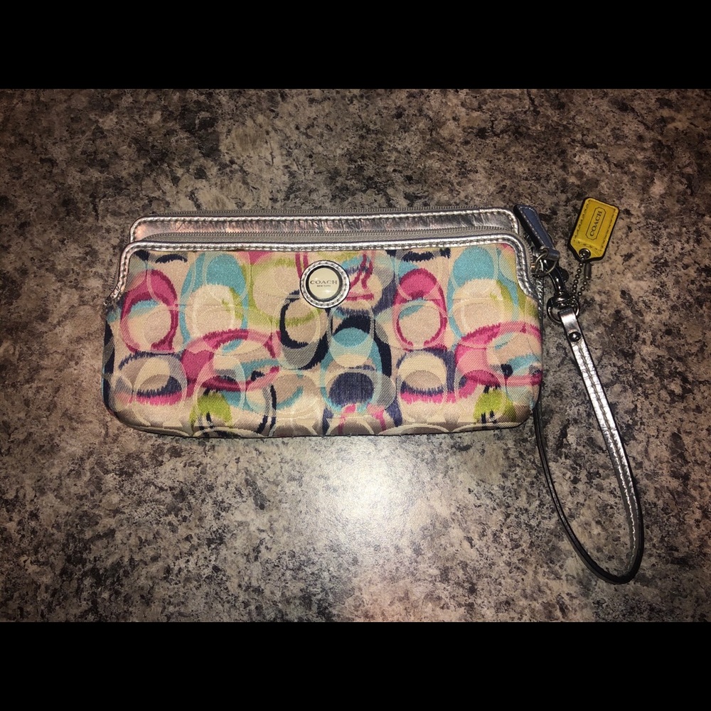 Coach Double Zip Wristlet.